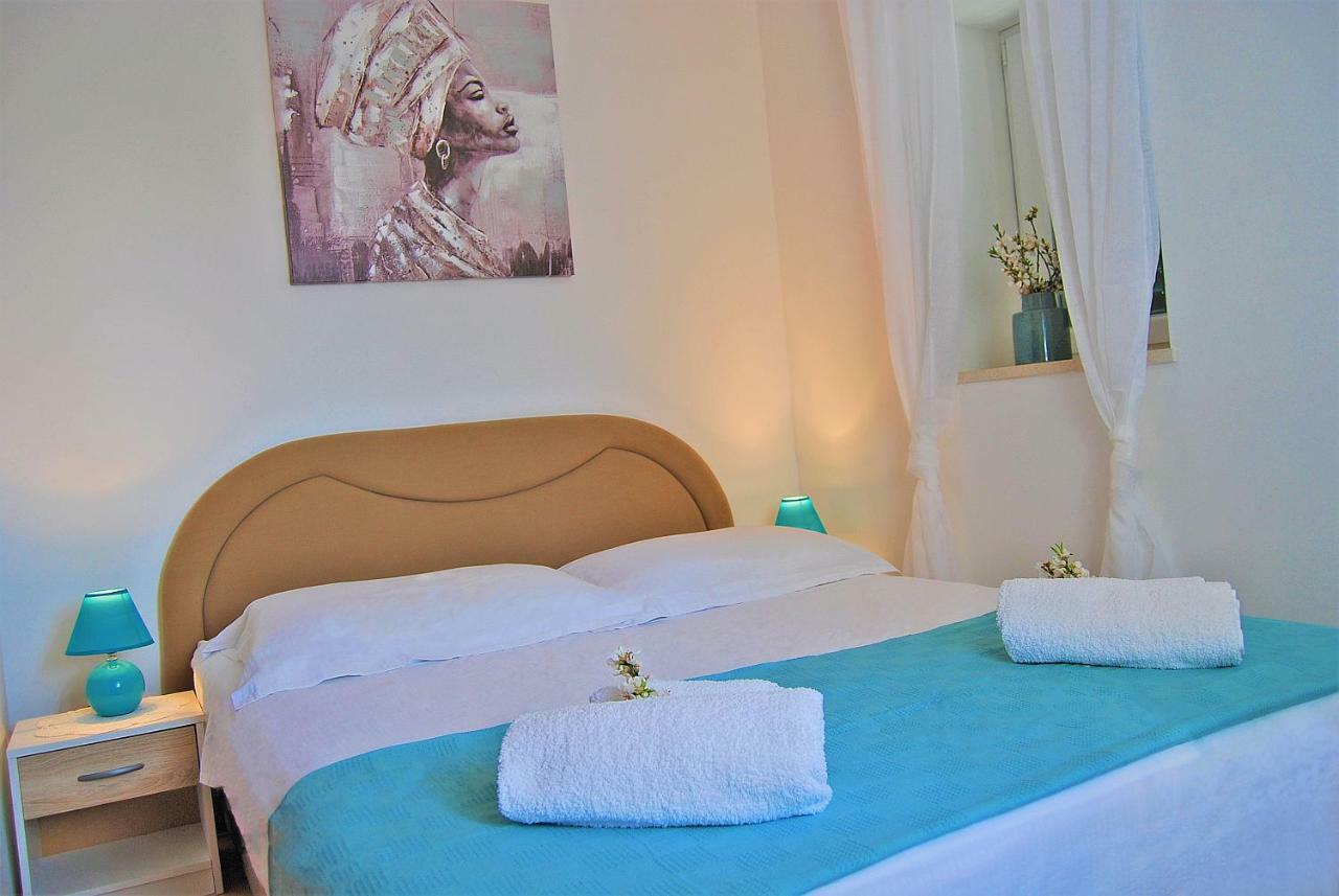 Apartments Vidilica สปลิท ภายนอก รูปภาพ